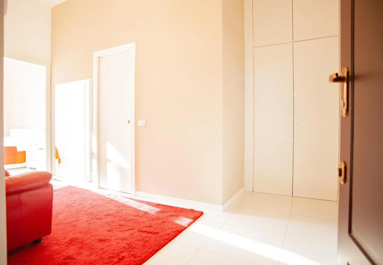 Lambrate Elegant Bright Apartment Milan